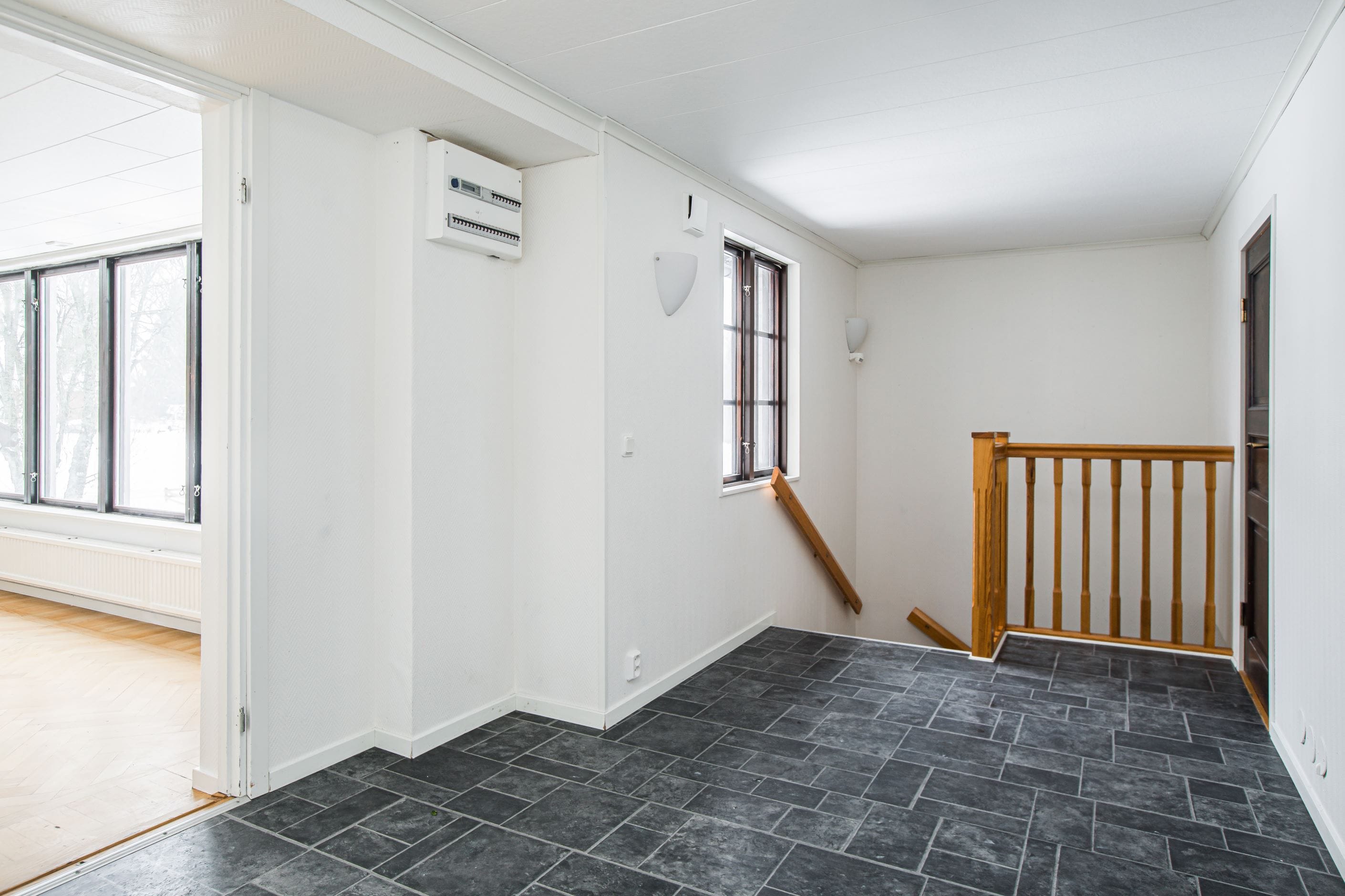 Lägenhet 1 hall - övre plan