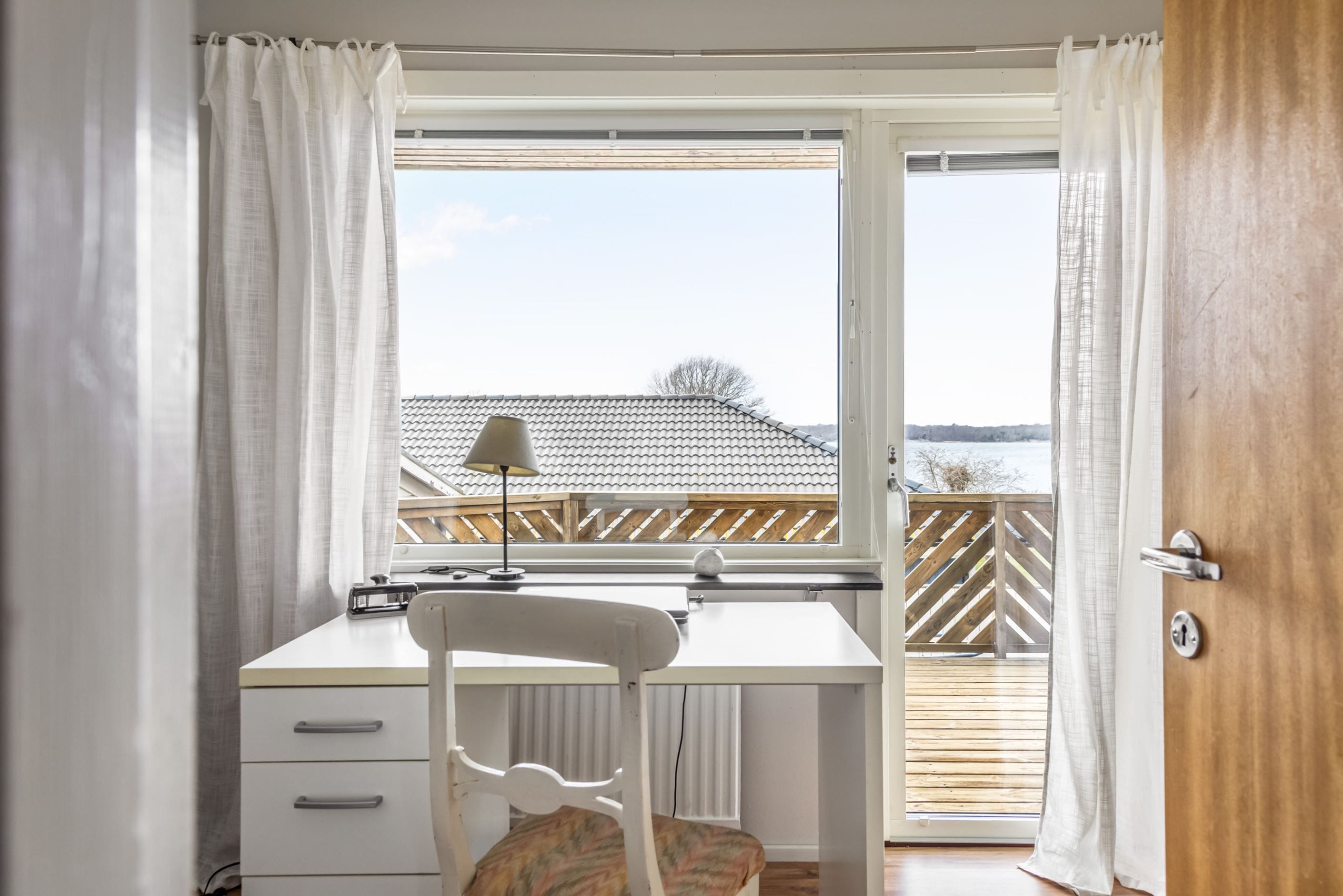 Sovrum 3 med utgång till balkong