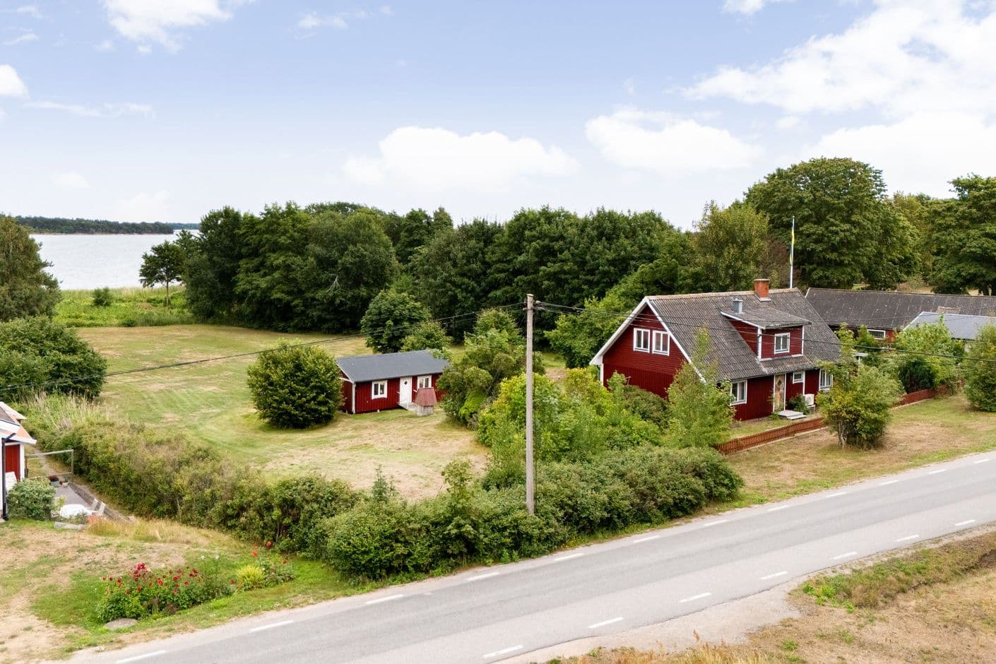 Kyrkvägen 27 Kyrkvägen 27