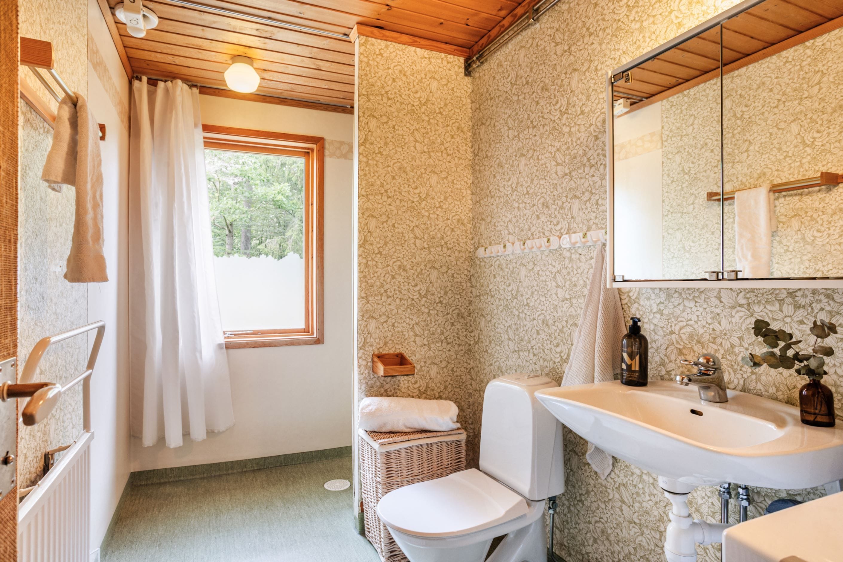 WC/Dusch med tvättmaskin