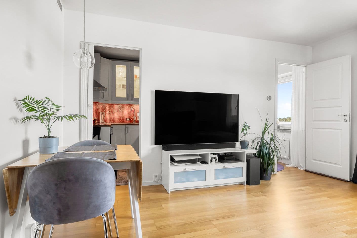 Axvägen 8 Axvägen 8