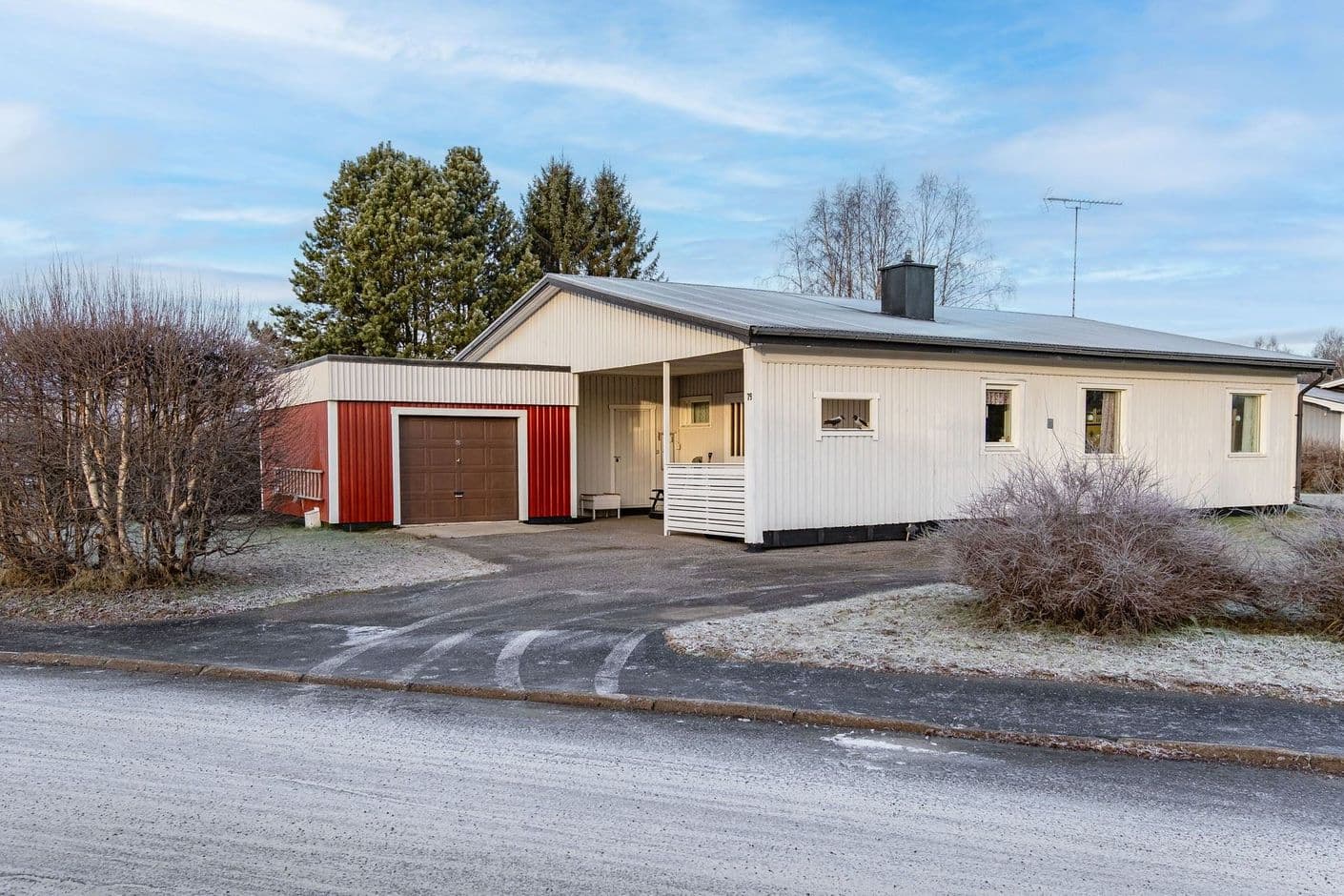 Flygfältsvägen 79 Flygfältsvägen 79