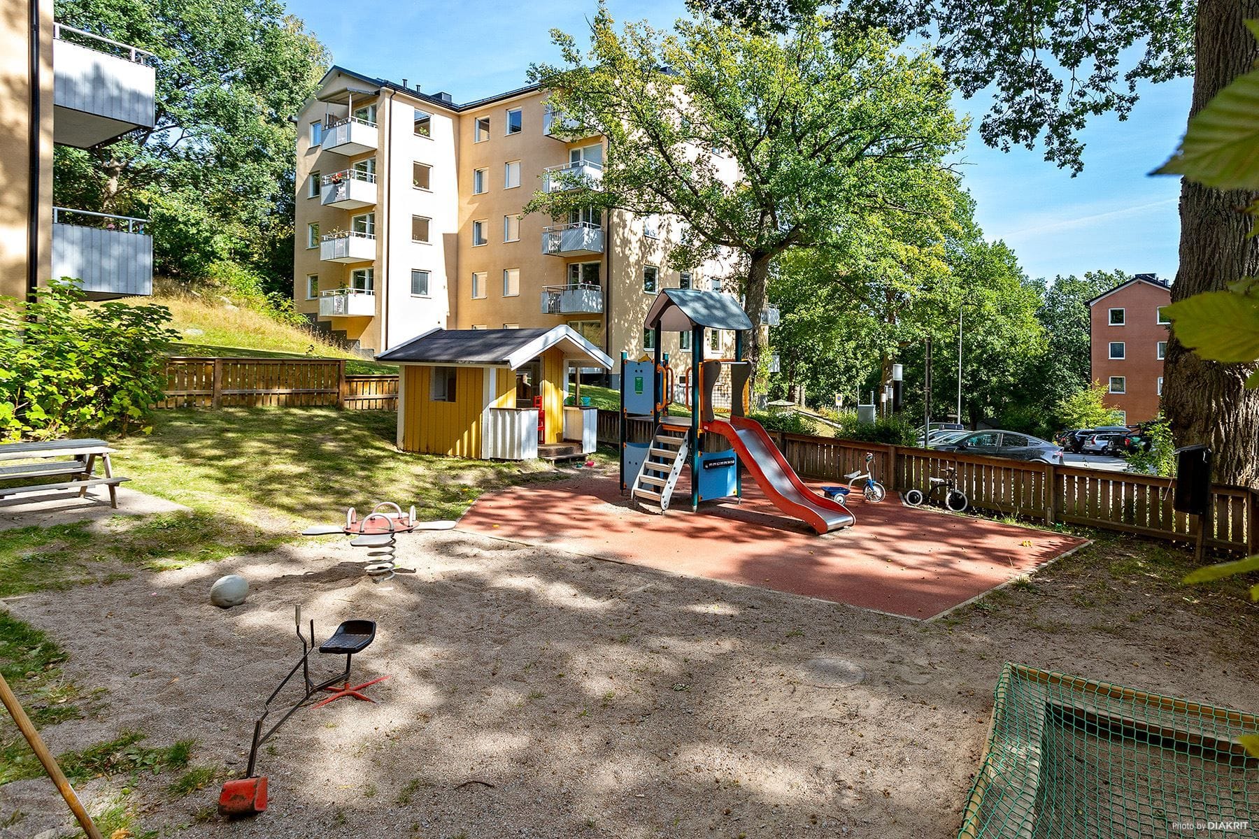 Lekplats på föreningens område