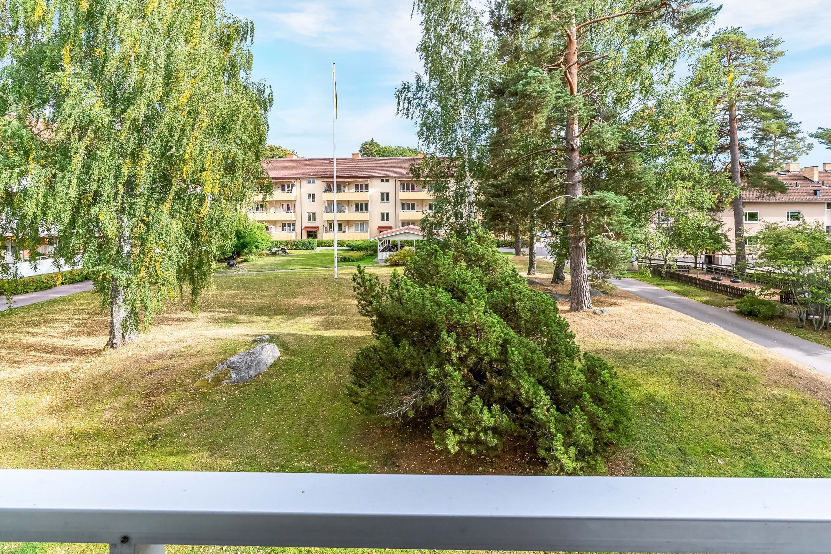 Utsikt från balkongen